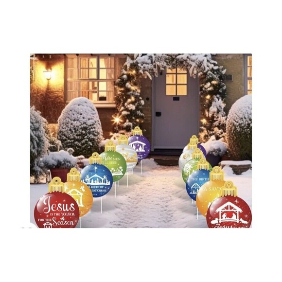 12 Pcs Christmas Ball Waterproof Yard Signs 12 x 16 Inch NEW!! - Picture 3 of 7